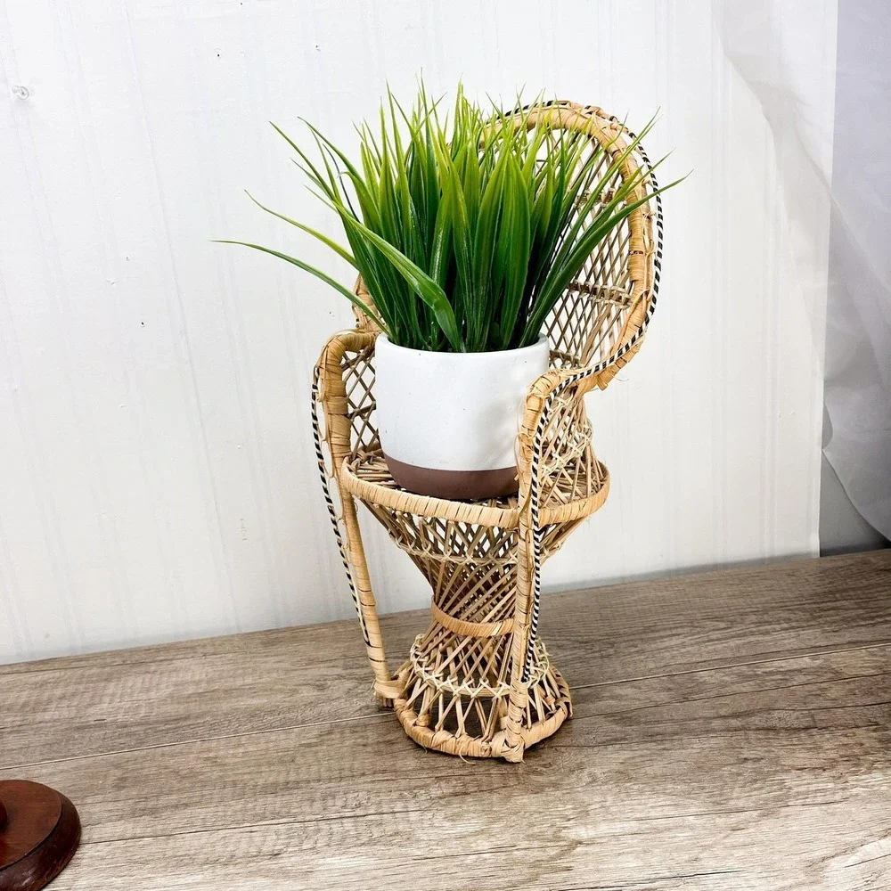 Vintage Wicker‎ Peacock Chair Plant Stand – 15.5 inch Doll Chair